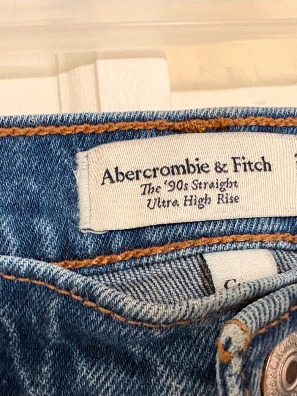 Curve Love Ultra High Rise 90s Straight Jean - Picture 4 of 4